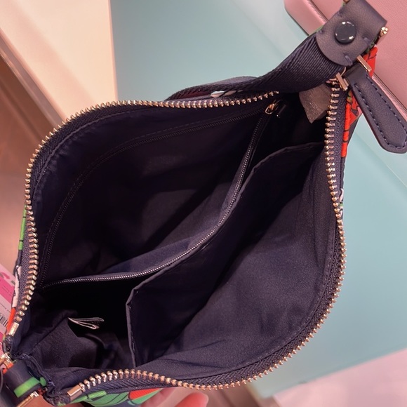 Kate Spade The Litte Better Sam Daisy Vines Small Shoulder Bag
Rich Navy - Picture 14 of 16